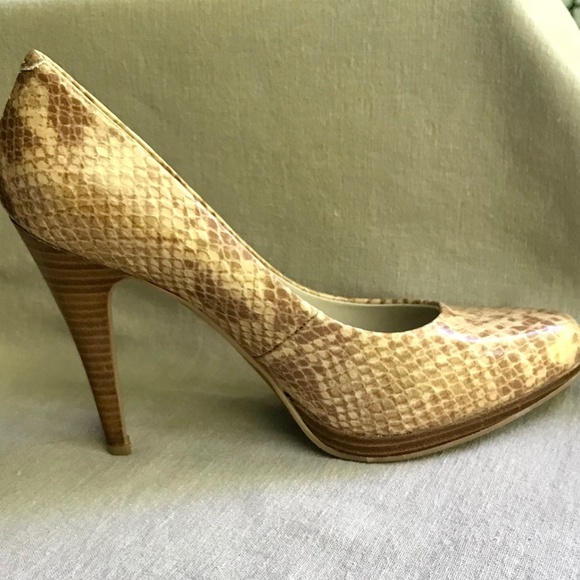 Nine West Shoes - Nine West snakeskin high heels